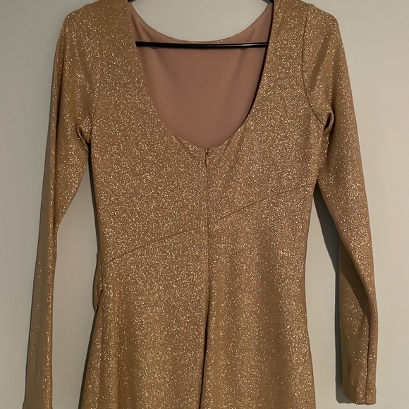 Long sleeve dress - Picture 5 of 7
